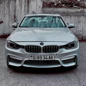 BMW F30 2012