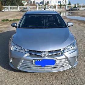 Toyota Camry 2016