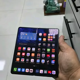 Huawei mate x3