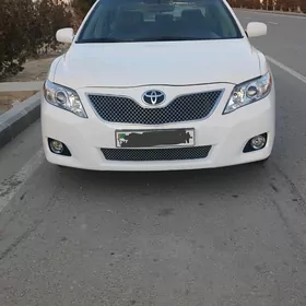 Toyota Camry 2011