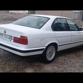 BMW 525 1990