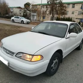 Hyundai Sonata 1993