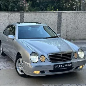 Mercedes-Benz E320 1999