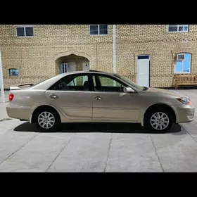 Toyota Camry 2003