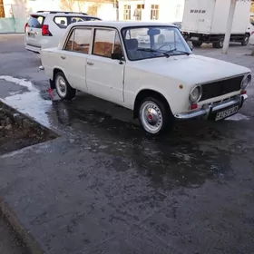 Lada 2104 1987