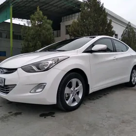 Hyundai Elantra 2012