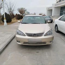 Toyota Camry 2003