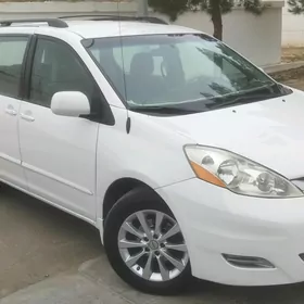 Toyota Sienna 2009