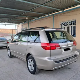 Toyota Sienna 2005