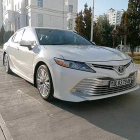 Toyota Camry 2020