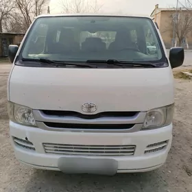 Toyota Hiace 2007