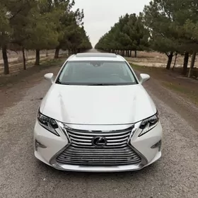 Lexus ES 350 2016