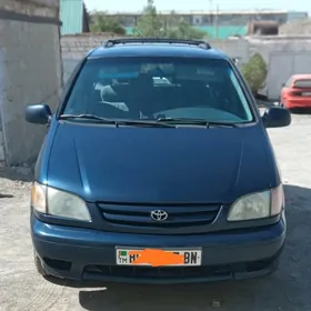 Toyota Sienna 2001