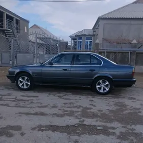 BMW 525 1990