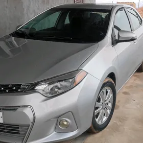 Toyota Corolla 2015