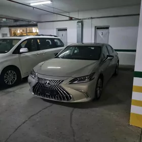 Lexus ES 350 2020