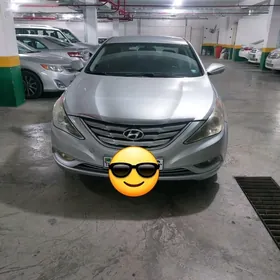 Hyundai Sonata 2012