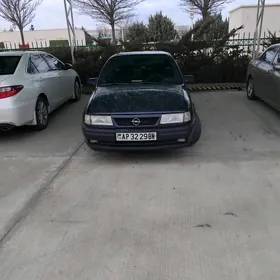 Opel Vectra 1995