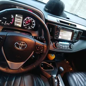 Toyota RAV4 2018