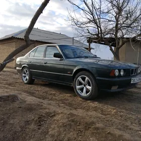 BMW 525 1990