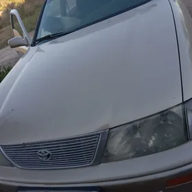 Toyota Avalon 1995