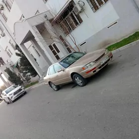 Toyota Camry 1994