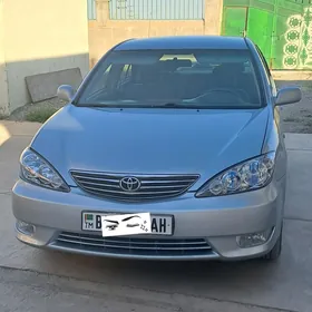 Toyota Camry 2004