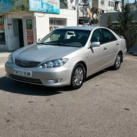 Toyota Camry 2003