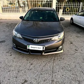 Toyota Camry 2014