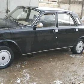 Gaz 24 1990