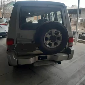 Hyundai Galloper 2000