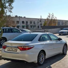 Toyota Camry 2016