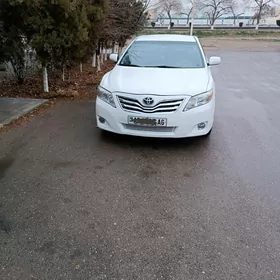 Toyota Camry 2011