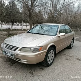 Toyota Camry 1999