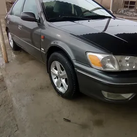 Toyota Camry 2000