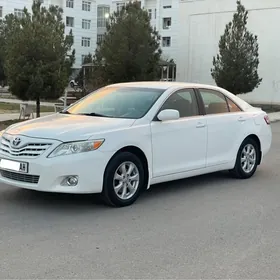 Toyota Camry 2010