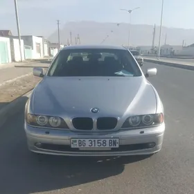 BMW E39 1998