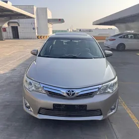 Toyota Camry 2013