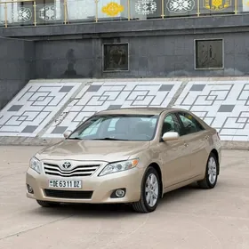 Toyota Camry 2011