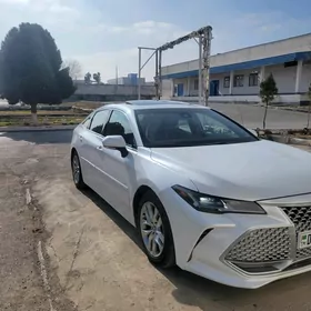 Toyota Avalon 2019