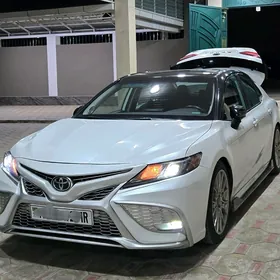 Toyota Camry 2022