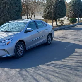 Toyota Camry 2015