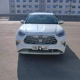 Toyota Highlander 2020