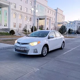 Toyota Corolla 2015