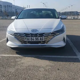 Hyundai Elantra 2021