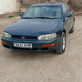 Toyota Camry 1993