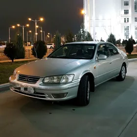 Toyota Camry 2001