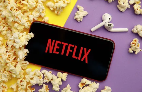 Netflix 2025-nji ýylyň iň esasy premýeralarynyň anonsy bilen gysga wideo çykardy