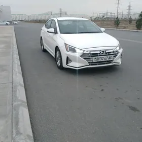 Hyundai Elantra 2019