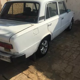 Lada 2104 1981